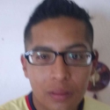 buscar homes solters amb foto com Kevin