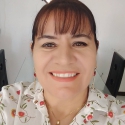Free chat with women like Elsa María 