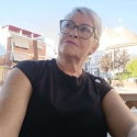 Free chat with Carmen 