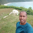 meet single men like Manuel