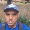 meet single men like Arturo Vargas 