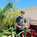 meet people with pictures like Alex