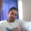 buscar hombres solteros con foto como Yonny Vallejo