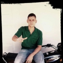 chicos con foto como Dario