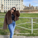 chat and friends with women like Andrea