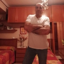 meet single men like Gonzalo Martín 