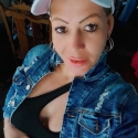 chica busca chico como Cubana