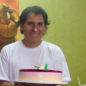 meet single men like Francisco