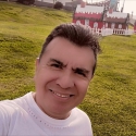 make friends for free like Miguel Chunga Navarr