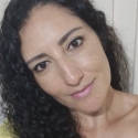 buscar mujeres solteras como Adriána Escobar