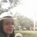conocer gente con foto como Andrea Mora