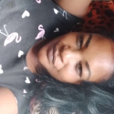 Free chat with Ana Julia 
