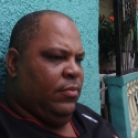 meet single men like Juan Hernández 