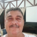 Arturo Flores