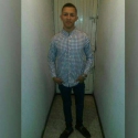 chicos con foto como Ernesto 