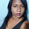 meet single women with pictures like Yasmín