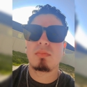 meet single men like Leonardo Rivera