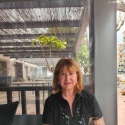 Free chat with Fátima 