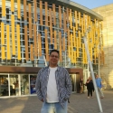 meet single men like Juan Eli