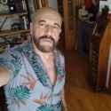 free chat with men with Julio 
