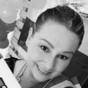 Free chat with women like Karin
