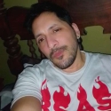 free chat with men with Ariel