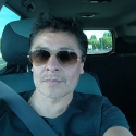 meet single men with pictures like Andres