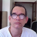 free chat with men with Carlos Arnoldo