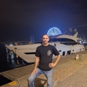 noi busca noies com Nozrayen 