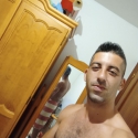 meet single men like Denis