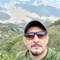 meet single men like Iván Rodríguez