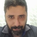 buscar hombres solteros con foto como Roberto