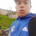 buscar hombres solteros con foto como Andres Camilo