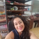 Adriana Llanos 