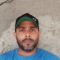 meet single men like Manuel Vázquez