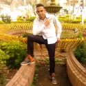 meet single men with pictures like Reynaldo