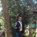 meet single men like Héctor