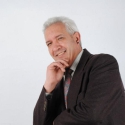 meet single men like José Angel Marín