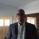 buscar homes solters com Gianni 