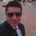 meet people with pictures like Bach Herrera