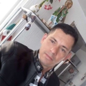 Luis R