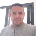 free chat with men with Gustavo