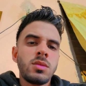 meet single men like Victor