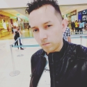 meet single men with pictures like Johan