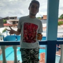 buscar hombres solteros con foto como Andres