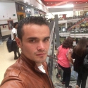meet single men with pictures like Jonathan Camargo 