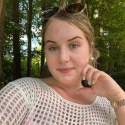 Free chat with Victoria Oneil