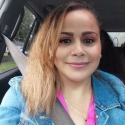 buscar mujeres solteras como Karina Flores