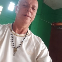 meet single men like Nicolás Porras