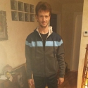 meet single men like Ces